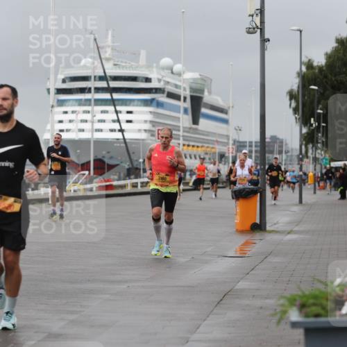 13.09.2026 - Kiel Lauf Andreas Tolksdorf http://msf.ph/oto/10476268 13.09.2026 11:48:55 Kiellinie 3360, 100, 1, 131 meine-sportfotos.de