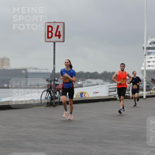 13.09.2026 - Kiel Lauf Andreas Tolksdorf http://msf.ph/oto/10476358 13.09.2026 11:49:08 Kiellinie 1005, 4, 1419, 2450, 11118 meine-sportfotos.de