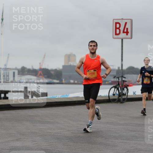 13.09.2026 - Kiel Lauf Andreas Tolksdorf http://msf.ph/oto/10476371 13.09.2026 11:49:12 Kiellinie 1, 39, 2450, 4 meine-sportfotos.de