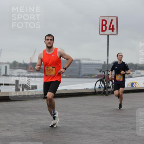 13.09.2026 - Kiel Lauf Andreas Tolksdorf http://msf.ph/oto/10476382 13.09.2026 11:49:12 Kiellinie 167, 1, 38, 2450, 4, 7211 meine-sportfotos.de