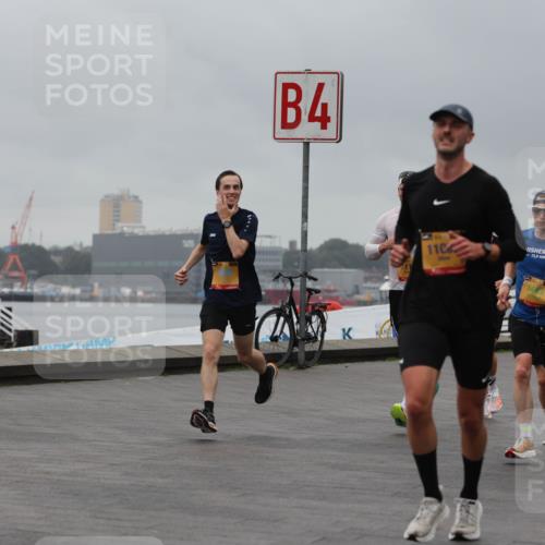 13.09.2026 - Kiel Lauf Andreas Tolksdorf http://msf.ph/oto/10476395 13.09.2026 11:49:13 Kiellinie 4, 11, 73, 9 meine-sportfotos.de