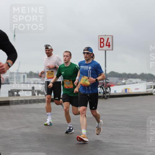 13.09.2026 - Kiel Lauf Andreas Tolksdorf http://msf.ph/oto/10476412 13.09.2026 11:49:15 Kiellinie 11030, 11118, 73, 9, 4 meine-sportfotos.de