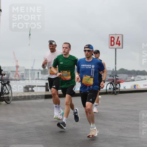 13.09.2026 - Kiel Lauf Andreas Tolksdorf http://msf.ph/oto/10476416 13.09.2026 11:49:15 Kiellinie 30, 4, 39, 73, 9, 38, 1465, 4 meine-sportfotos.de