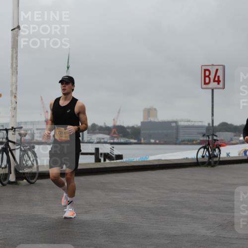 13.09.2026 - Kiel Lauf Andreas Tolksdorf http://msf.ph/oto/10476442 13.09.2026 11:49:17 Kiellinie 7211, 4, 3859 meine-sportfotos.de