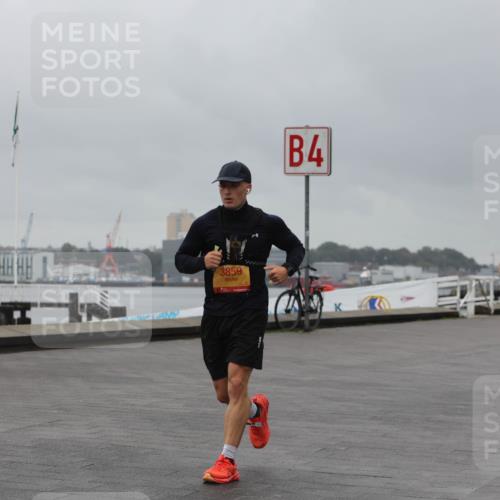 13.09.2026 - Kiel Lauf Andreas Tolksdorf http://msf.ph/oto/10476456 13.09.2026 11:49:18 Kiellinie 3859, 4, 6927 meine-sportfotos.de