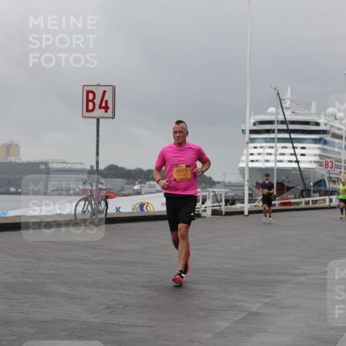 13.09.2026 - Kiel Lauf Andreas Tolksdorf http://msf.ph/oto/10476473 13.09.2026 11:49:19 Kiellinie 4, 6927, 3 meine-sportfotos.de