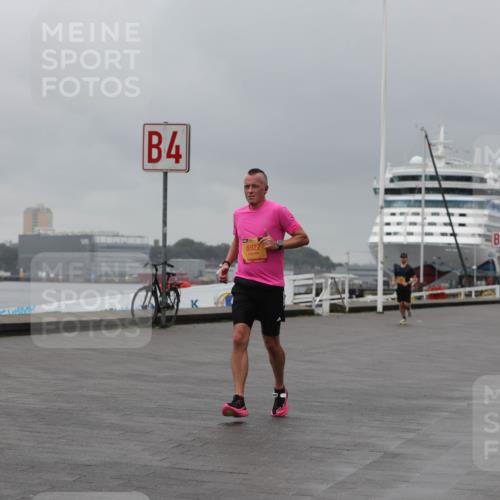 13.09.2026 - Kiel Lauf Andreas Tolksdorf http://msf.ph/oto/10476479 13.09.2026 11:49:20 Kiellinie 4, 6927, 3 meine-sportfotos.de