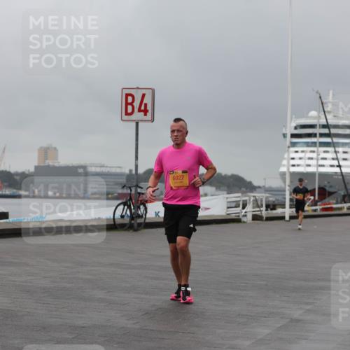 13.09.2026 - Kiel Lauf Andreas Tolksdorf http://msf.ph/oto/10476489 13.09.2026 11:49:20 Kiellinie 4, 6927, 3 meine-sportfotos.de