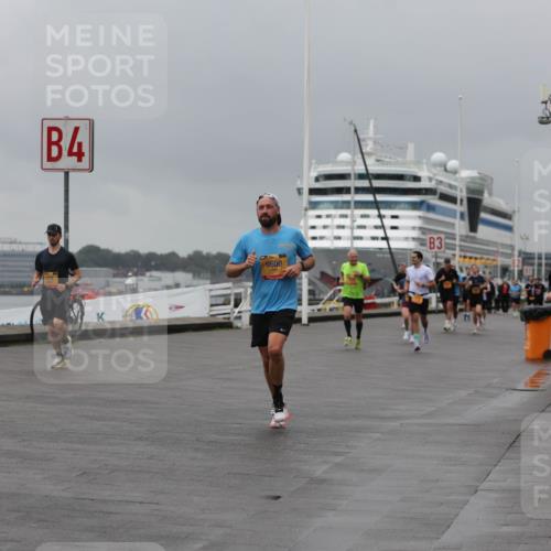 13.09.2026 - Kiel Lauf Andreas Tolksdorf http://msf.ph/oto/10476529 13.09.2026 11:49:26 Kiellinie 4, 9600, 3 meine-sportfotos.de