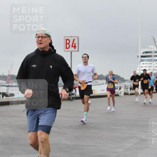 13.09.2026 - Kiel Lauf Andreas Tolksdorf http://msf.ph/oto/10476562 13.09.2026 11:49:32 Kiellinie 4, 2931, 3 meine-sportfotos.de