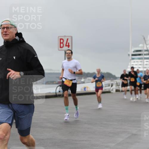 13.09.2026 - Kiel Lauf Andreas Tolksdorf http://msf.ph/oto/10476567 13.09.2026 11:49:33 Kiellinie 4 meine-sportfotos.de