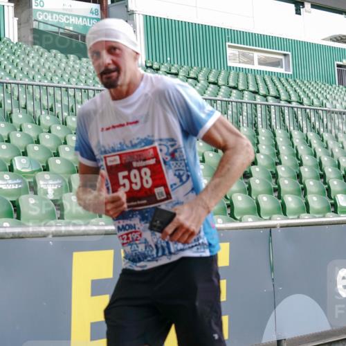 13.09.2026 - 21. swb-Marathon Bremen Michael Burmester http://msf.ph/oto/10476608 13.09.2026 13:17:03 Laufen im Stadion 134, 143, 153, 231, 267, 271, 311, 449, 588, 598, 612, 653, 990, 1057, 1185, 1312, 1424, 1425, 1465, 1539, 1790, 1813, 1825, 1874, 1987, 2013, 2067, 2096, 2218, 2259, 2351, 2363, 2381, 2389, 2419, 2468, 2532, 2550, 2562, 2579, 2586, 2601, 2647, 2655, 2664, 2678, 2698, 2778, 2797, 2799, 2821, 2846, 2974, 2984, 2996, 3001, 3104, 3133, 3165, 3180, 3195, 3213, 3237, 3314, 3331, 3337, 3366, 3382, 3387, 3421, 3431, 3479, 3486, 3501, 3506, 3512, 3548 meine-sportfotos.de