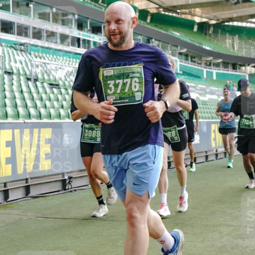 13.09.2026 - 21. swb-Marathon Bremen Michael Burmester http://msf.ph/oto/10476632 13.09.2026 13:17:05 Laufen im Stadion 134, 143, 153, 231, 267, 271, 311, 449, 588, 598, 612, 653, 990, 1057, 1185, 1312, 1424, 1425, 1465, 1539, 1790, 1813, 1825, 1874, 1987, 2013, 2067, 2096, 2218, 2259, 2351, 2363, 2381, 2389, 2419, 2468, 2532, 2550, 2562, 2579, 2586, 2601, 2647, 2655, 2664, 2678, 2698, 2778, 2797, 2799, 2821, 2846, 2974, 2984, 2996, 3001, 3104, 3133, 3180, 3195, 3213, 3237, 3314, 3331, 3337, 3366, 3382, 3387, 3421, 3431, 3479, 3486, 3501, 3506, 3512, 3548 meine-sportfotos.de