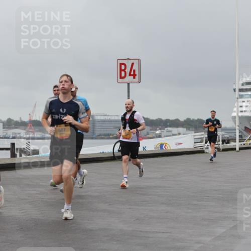 13.09.2026 - Kiel Lauf Andreas Tolksdorf http://msf.ph/oto/10476650 13.09.2026 11:49:38 Kiellinie 4 meine-sportfotos.de