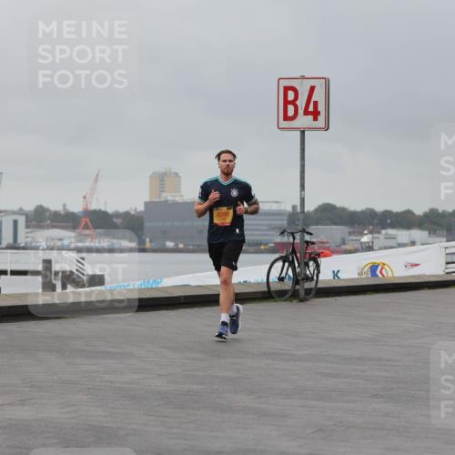 13.09.2026 - Kiel Lauf Andreas Tolksdorf http://msf.ph/oto/10476692 13.09.2026 11:49:43 Kiellinie 6395, 4 meine-sportfotos.de