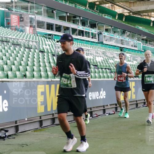 13.09.2026 - 21. swb-Marathon Bremen Michael Burmester http://msf.ph/oto/10476696 13.09.2026 13:17:07 Laufen im Stadion 134, 143, 153, 231, 267, 271, 311, 449, 588, 598, 612, 653, 990, 1057, 1185, 1312, 1424, 1425, 1465, 1539, 1790, 1813, 1825, 1987, 2013, 2067, 2096, 2218, 2259, 2351, 2363, 2381, 2389, 2419, 2468, 2532, 2550, 2562, 2579, 2586, 2601, 2647, 2655, 2664, 2678, 2698, 2778, 2797, 2799, 2821, 2846, 2974, 2984, 2996, 3001, 3104, 3133, 3180, 3195, 3213, 3237, 3314, 3331, 3337, 3366, 3387, 3421, 3431, 3479, 3486, 3501, 3506, 3512, 3548 meine-sportfotos.de