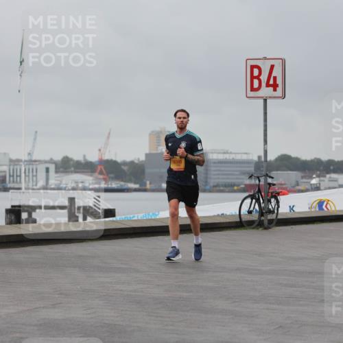 13.09.2026 - Kiel Lauf Andreas Tolksdorf http://msf.ph/oto/10476703 13.09.2026 11:49:43 Kiellinie 6395, 4 meine-sportfotos.de