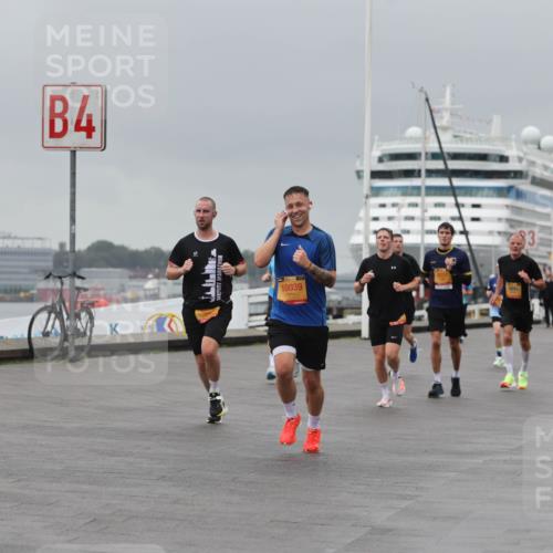 13.09.2026 - Kiel Lauf Andreas Tolksdorf http://msf.ph/oto/10476744 13.09.2026 11:49:45 Kiellinie 4, 10039, 5845, 83 meine-sportfotos.de
