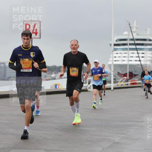 13.09.2026 - Kiel Lauf Andreas Tolksdorf http://msf.ph/oto/10476853 13.09.2026 11:49:50 Kiellinie 4, 1, 38, 8157, 1000, 5845, 3 meine-sportfotos.de