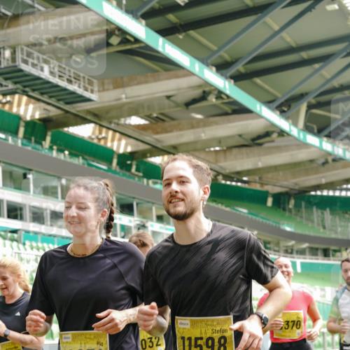 13.09.2026 - 21. swb-Marathon Bremen Michael Burmester http://msf.ph/oto/10476883 13.09.2026 10:39:33 Laufen im Stadion 10135, 10138, 10139, 10156, 10168, 10169, 10188, 10204, 10205, 10213, 10217, 10229, 10234, 10238, 10259, 10260, 10279, 10280, 10299, 10314, 10360, 10363, 10364, 10378, 10386, 10404, 10457, 10469, 10484, 10493, 10501, 10505, 10510, 10511, 10526, 10556, 10570, 10576, 10580, 10595, 10599, 10609, 10616, 10619, 10630, 10645, 10653, 10660, 10661, 10662, 10664, 10681, 10682, 10686, 10695, 10696, 10697, 10712, 10737, 10743, 10751, 10802 meine-sportfotos.de
