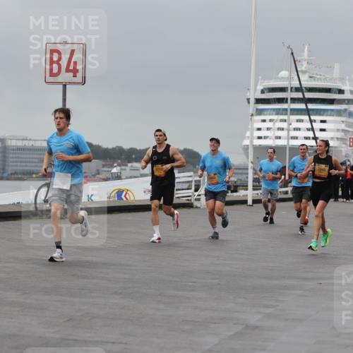 13.09.2026 - Kiel Lauf Andreas Tolksdorf http://msf.ph/oto/10476933 13.09.2026 11:50:01 Kiellinie 4, 4750, 7048, 3 meine-sportfotos.de