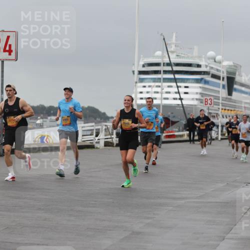 13.09.2026 - Kiel Lauf Andreas Tolksdorf http://msf.ph/oto/10476951 13.09.2026 11:50:02 Kiellinie 4, 4750, 4960, 7048, 3 meine-sportfotos.de