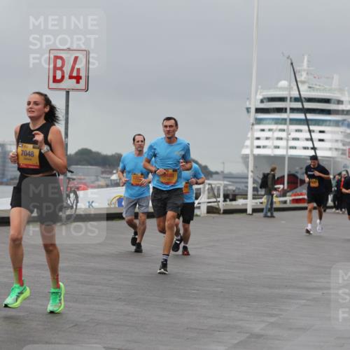 13.09.2026 - Kiel Lauf Andreas Tolksdorf http://msf.ph/oto/10476976 13.09.2026 11:50:05 Kiellinie 39, 4960, 7048, 4, 5488, 3 meine-sportfotos.de