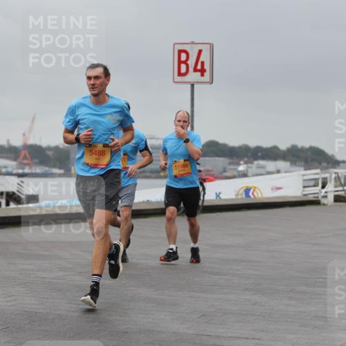 13.09.2026 - Kiel Lauf Andreas Tolksdorf http://msf.ph/oto/10477026 13.09.2026 11:50:07 Kiellinie 4, 38, 5488, 11968 meine-sportfotos.de
