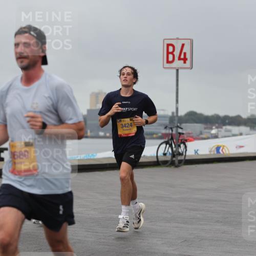 13.09.2026 - Kiel Lauf Andreas Tolksdorf http://msf.ph/oto/10477129 13.09.2026 11:50:13 Kiellinie 1680, 38, 3424, 4 meine-sportfotos.de
