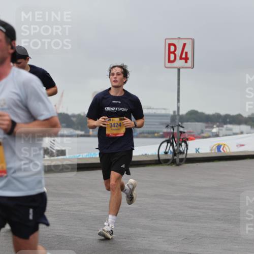 13.09.2026 - Kiel Lauf Andreas Tolksdorf http://msf.ph/oto/10477132 13.09.2026 11:50:13 Kiellinie 680, 38, 3424, 4 meine-sportfotos.de