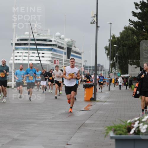 13.09.2026 - Kiel Lauf Andreas Tolksdorf http://msf.ph/oto/10477154 13.09.2026 11:50:14 Kiellinie 2629, 3, 926, 100 meine-sportfotos.de