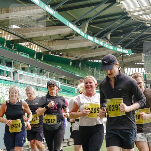 13.09.2026 - 21. swb-Marathon Bremen Michael Burmester http://msf.ph/oto/10477170 13.09.2026 10:39:42 Laufen im Stadion 10135, 10138, 10139, 10156, 10168, 10169, 10188, 10204, 10213, 10217, 10229, 10234, 10238, 10259, 10260, 10279, 10280, 10299, 10314, 10321, 10360, 10363, 10364, 10378, 10386, 10404, 10406, 10417, 10435, 10457, 10469, 10484, 10493, 10501, 10505, 10510, 10511, 10526, 10556, 10570, 10576, 10580, 10582, 10595, 10599, 10609, 10616, 10619, 10630, 10645, 10653, 10660, 10661, 10662, 10664, 10681, 10682, 10686, 10695, 10696, 10697, 10712, 10737, 10743, 10751, 10802 meine-sportfotos.de