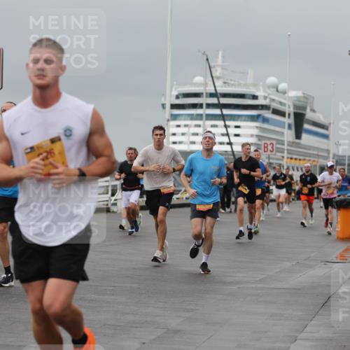 13.09.2026 - Kiel Lauf Andreas Tolksdorf http://msf.ph/oto/10477237 13.09.2026 11:50:19 Kiellinie 4, 26, 3 meine-sportfotos.de