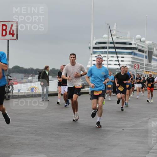 13.09.2026 - Kiel Lauf Andreas Tolksdorf http://msf.ph/oto/10477261 13.09.2026 11:50:20 Kiellinie 4, 3 meine-sportfotos.de