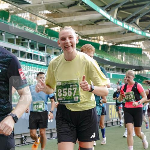 13.09.2026 - 21. swb-Marathon Bremen Michael Burmester http://msf.ph/oto/10477263 13.09.2026 13:17:23 Laufen im Stadion 134, 153, 231, 267, 271, 311, 404, 449, 588, 612, 732, 753, 837, 990, 1057, 1185, 1312, 1424, 1425, 1465, 1539, 1790, 1813, 1825, 1844, 1868, 1987, 2056, 2067, 2096, 2259, 2351, 2357, 2358, 2363, 2381, 2389, 2419, 2532, 2550, 2562, 2579, 2586, 2601, 2647, 2655, 2664, 2678, 2698, 2778, 2797, 2799, 2821, 2846, 2880, 2893, 2974, 2984, 2996, 3104, 3133, 3146, 3180, 3195, 3210, 3213, 3314, 3331, 3337, 3366, 3387, 3421, 3431, 3476, 3479, 3501, 3506, 3537, 3548, 3633, 3654 meine-sportfotos.de