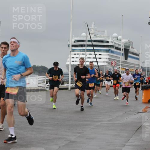 13.09.2026 - Kiel Lauf Andreas Tolksdorf http://msf.ph/oto/10477299 13.09.2026 11:50:21 Kiellinie 4, 1657, 12769, 3 meine-sportfotos.de