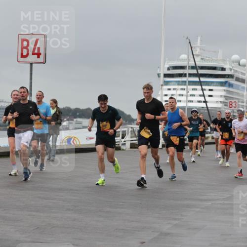 13.09.2026 - Kiel Lauf Andreas Tolksdorf http://msf.ph/oto/10477321 13.09.2026 11:50:22 Kiellinie 4, 1077, 1657, 12769, 3 meine-sportfotos.de