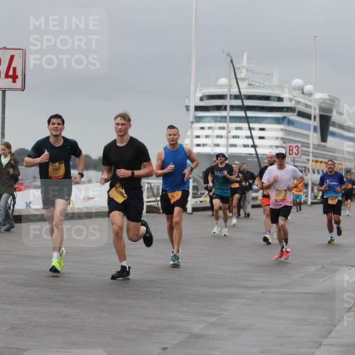 13.09.2026 - Kiel Lauf Andreas Tolksdorf http://msf.ph/oto/10477342 13.09.2026 11:50:23 Kiellinie 077, 4, 1657, 1276, 3 meine-sportfotos.de