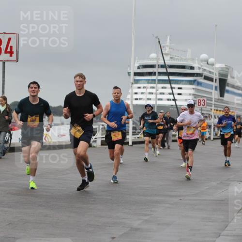 13.09.2026 - Kiel Lauf Andreas Tolksdorf http://msf.ph/oto/10477349 13.09.2026 11:50:24 Kiellinie 4, 1077, 1657, 12769, 4818, 3 meine-sportfotos.de