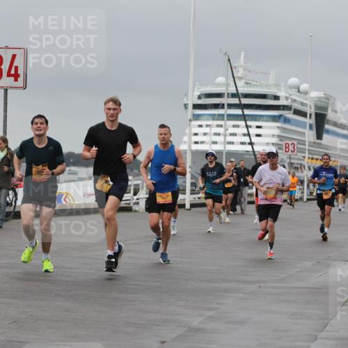 13.09.2026 - Kiel Lauf Andreas Tolksdorf http://msf.ph/oto/10477354 13.09.2026 11:50:24 Kiellinie 077, 4, 1650, 4818, 3 meine-sportfotos.de