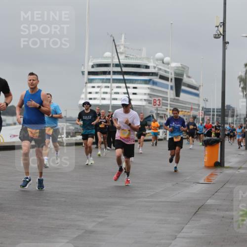 13.09.2026 - Kiel Lauf Andreas Tolksdorf http://msf.ph/oto/10477371 13.09.2026 11:50:24 Kiellinie 4, 3 meine-sportfotos.de