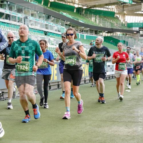 13.09.2026 - 21. swb-Marathon Bremen Michael Burmester http://msf.ph/oto/10477411 13.09.2026 13:17:27 Laufen im Stadion 134, 153, 231, 267, 271, 311, 404, 449, 588, 732, 753, 837, 990, 1057, 1185, 1312, 1424, 1425, 1465, 1539, 1790, 1813, 1825, 1844, 1868, 1987, 2056, 2067, 2096, 2259, 2351, 2357, 2358, 2363, 2381, 2389, 2419, 2532, 2550, 2562, 2579, 2586, 2601, 2647, 2655, 2664, 2698, 2778, 2797, 2799, 2821, 2846, 2849, 2880, 2893, 2974, 2984, 2996, 3104, 3133, 3146, 3180, 3195, 3210, 3213, 3314, 3331, 3337, 3366, 3387, 3421, 3431, 3476, 3479, 3501, 3506, 3537, 3548, 3633, 3654 meine-sportfotos.de