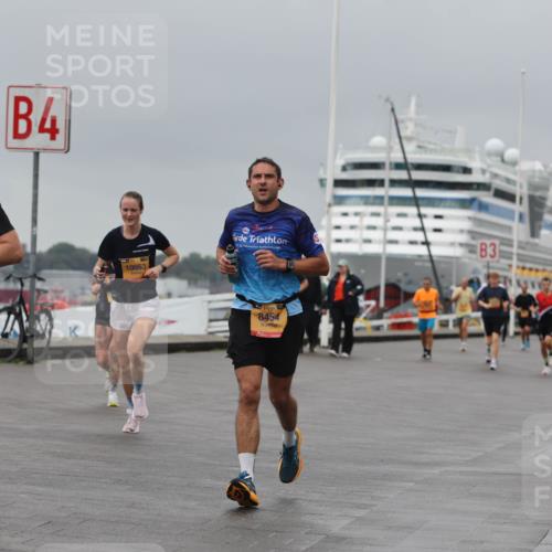 13.09.2026 - Kiel Lauf Andreas Tolksdorf http://msf.ph/oto/10477472 13.09.2026 11:50:30 Kiellinie 39, 3163, 4, 10053, 3, 199, 8454 meine-sportfotos.de