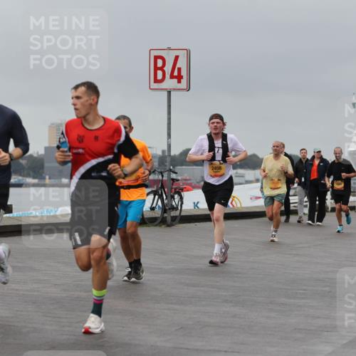 13.09.2026 - Kiel Lauf Andreas Tolksdorf http://msf.ph/oto/10477536 13.09.2026 11:50:40 Kiellinie 4, 2458, 7037, 1549 meine-sportfotos.de