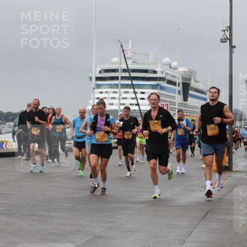 13.09.2026 - Kiel Lauf Andreas Tolksdorf http://msf.ph/oto/10477567 13.09.2026 11:50:42 Kiellinie 4, 7037, 1548, 12606, 7626, 3, 337, 7038 meine-sportfotos.de