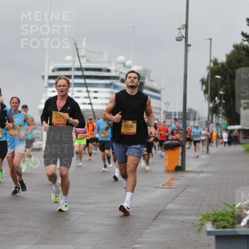 13.09.2026 - Kiel Lauf Andreas Tolksdorf http://msf.ph/oto/10477594 13.09.2026 11:50:44 Kiellinie 5, 3, 7626, 3888, 337, 7038 meine-sportfotos.de