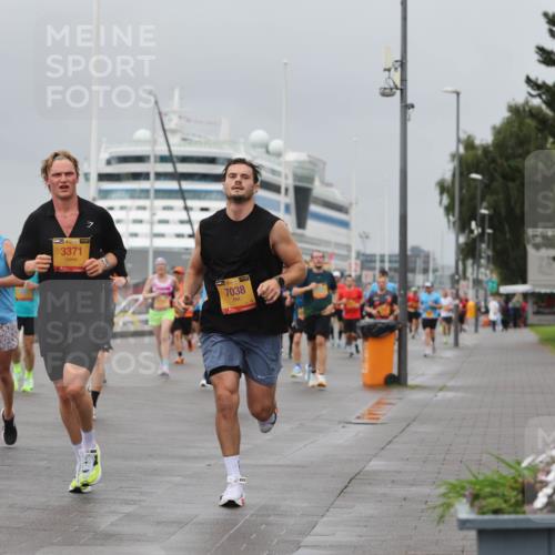 13.09.2026 - Kiel Lauf Andreas Tolksdorf http://msf.ph/oto/10477601 13.09.2026 11:50:44 Kiellinie 4, 3, 762, 38, 3371, 7038 meine-sportfotos.de