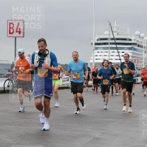 13.09.2026 - Kiel Lauf Andreas Tolksdorf http://msf.ph/oto/10477682 13.09.2026 11:50:48 Kiellinie 4, 997, 2686, 4050, 11735, 3 meine-sportfotos.de