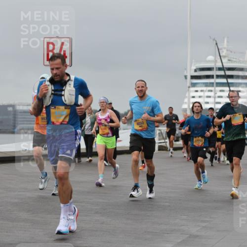 13.09.2026 - Kiel Lauf Andreas Tolksdorf http://msf.ph/oto/10477700 13.09.2026 11:50:49 Kiellinie 39, 4, 39, 997, 2686, 4050, 11735, 3 meine-sportfotos.de