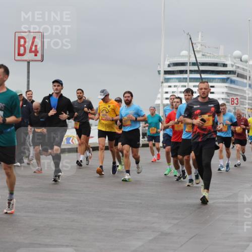 13.09.2026 - Kiel Lauf Andreas Tolksdorf http://msf.ph/oto/10477773 13.09.2026 11:50:53 Kiellinie 4, 5918, 10287, 555, 743, 66, 3, 12235 meine-sportfotos.de